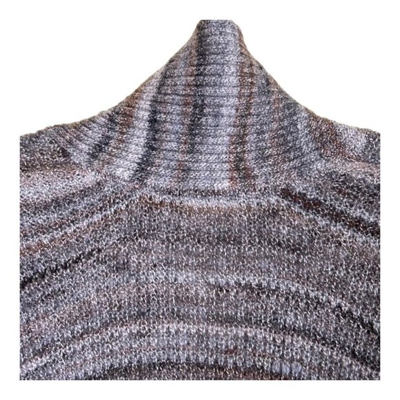 Oversized V-Neck Loose Knit Sweater - Jillian & Nicole - Size L - EUC - Picture 5 of 10